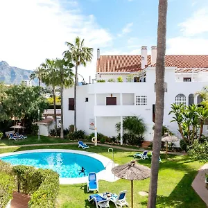  Apartment Luxe Puerto Banus